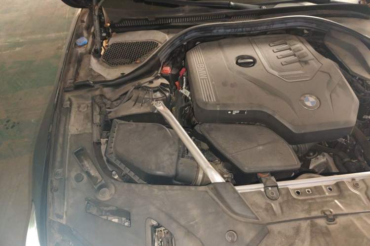 Used BMW 5 Series 2023 530Li Leading Edition Luxury Package Engine Bay Right
