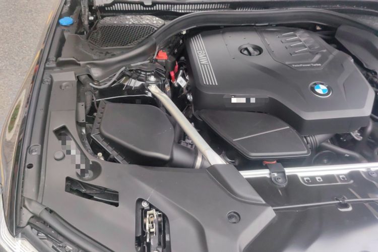 Used BMW 5 Series 2023 530Li Luxury Edition M Sport Package Engine Bay Right