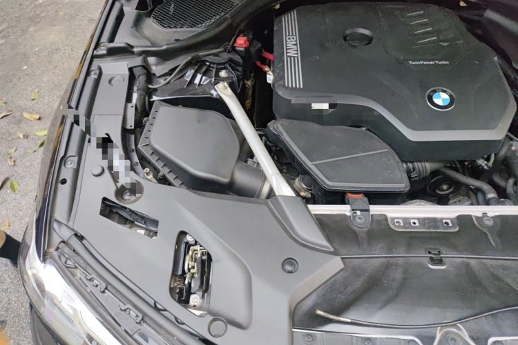 Used BMW 5 Series 2023 530Li Luxury Edition M Sport Package Engine Bay Right
