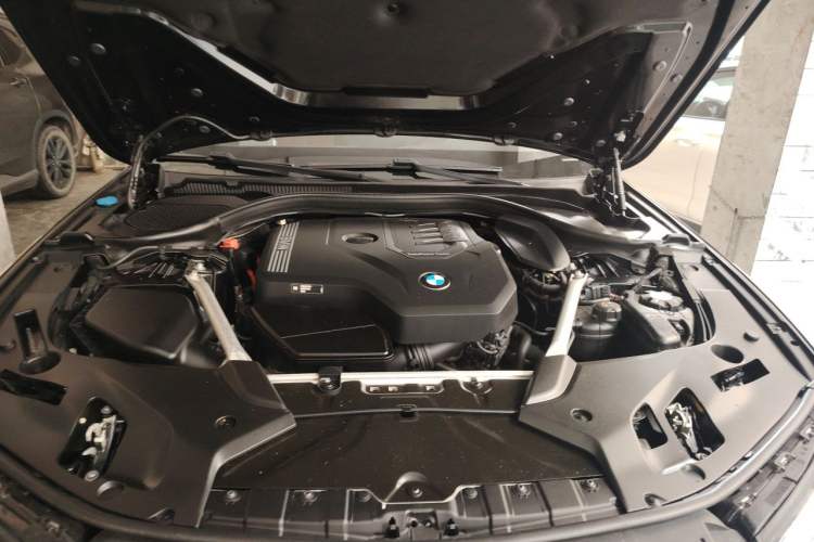 Used BMW 5 Series 2023 530Li Leading Model M Sport Package Engine Bay