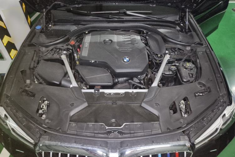 Used BMW 5 Series 2023 Restyled 530Li Leading Edition M Sport Package Engine Bay