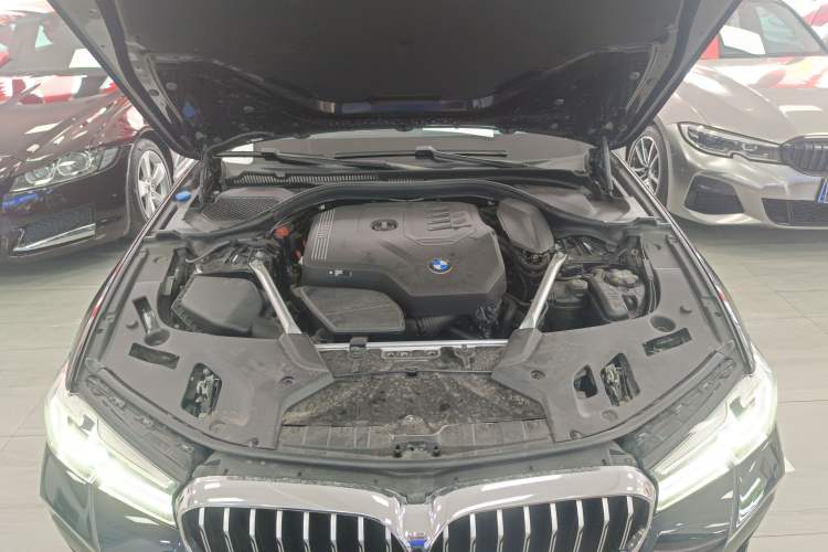 Used BMW 5 Series 2023 530Li Leading Model M Sport Package Engine Bay