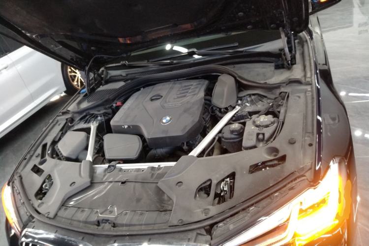 Used BMW 5 Series 2023 530Li Luxury Edition M Sport Package Engine Bay
