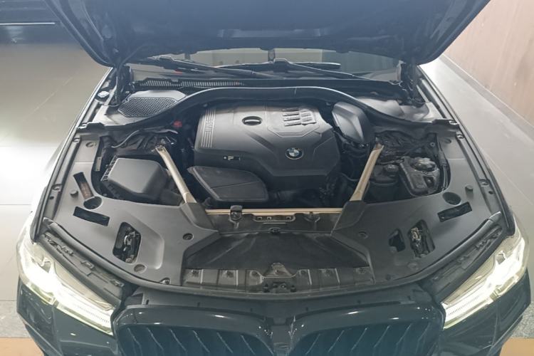 Used BMW 5 Series 2023 530Li Luxury Edition M Sport Package Engine Bay