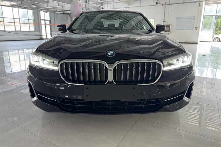 Used BMW 5 Series 2023 530Li xDrive Luxury Package Exterior 2