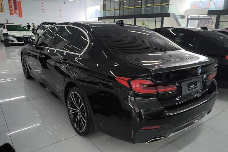 Used BMW 5 Series 2023 530Li Leading Model M Sport Package Exterior 2