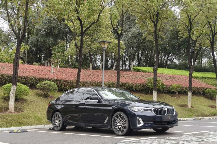 Used BMW 5 Series 2023 530Li Leading Edition Luxury Package Exterior 2