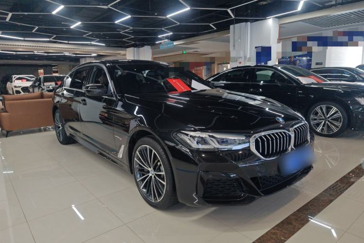 Used BMW 5 Series 2023 Restyled 530Li Leading Edition M Sport Package Exterior 2