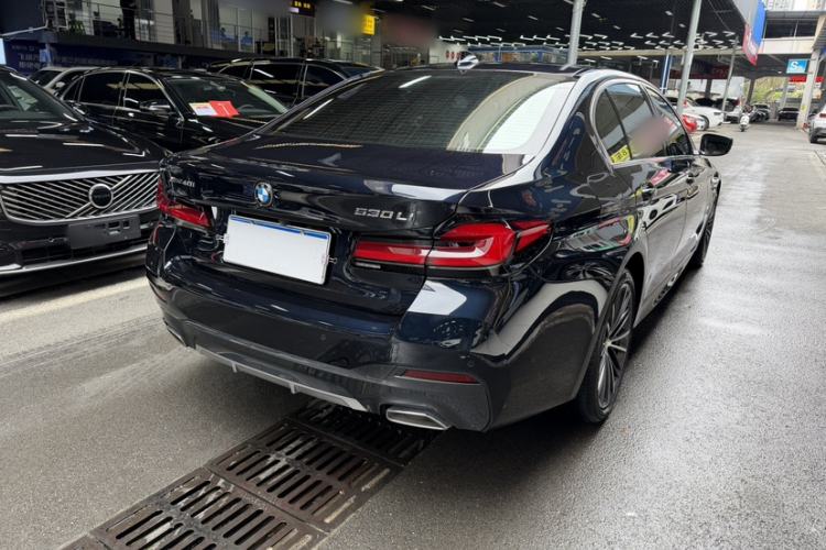 Used BMW 5 Series 2023 530Li Leading Model M Sport Package Exterior 2