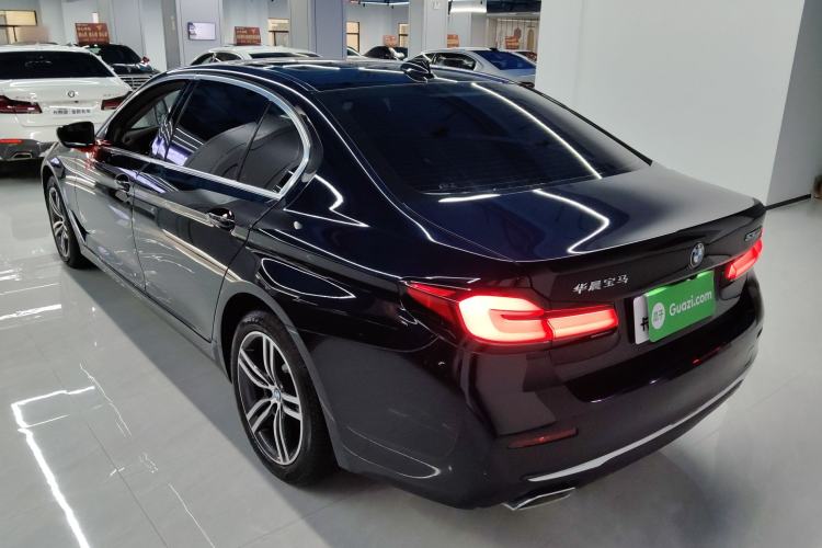 Used BMW 5 Series 2023 530Li Leading Edition Luxury Package Exterior 2