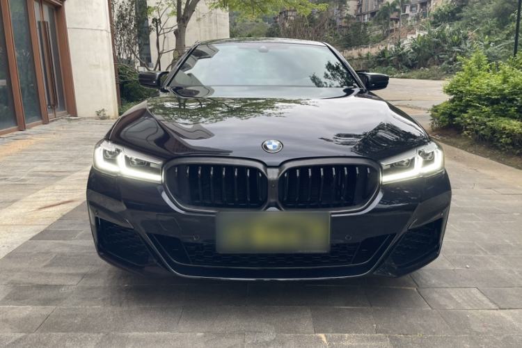 Used BMW 5 Series 2023 530Li Luxury Edition M Sport Package Exterior 3