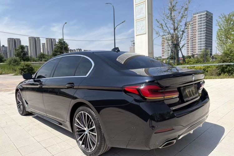 Used BMW 5 Series 2023 530Li xDrive M Sport Package Exterior 3