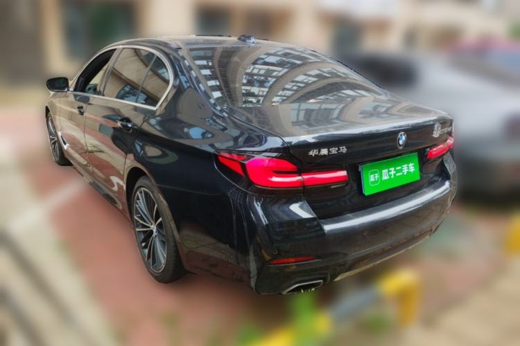 Used BMW 5 Series 2023 530Li Leading Model M Sport Package Exterior 3