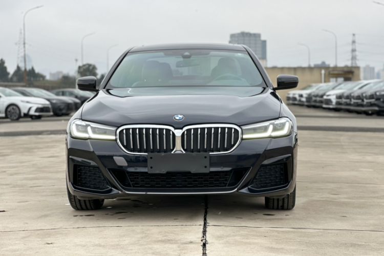 Used BMW 5 Series 2023 530Li Leading Model M Sport Package Exterior 3