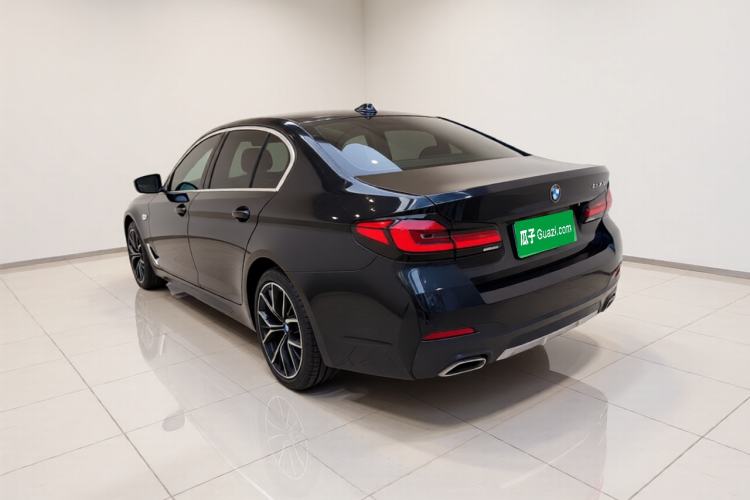 Used BMW 5 Series 2023 530Li Luxury Edition M Sport Package Exterior 3