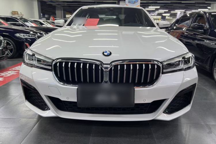 Used BMW 5 Series 2023 Restyled 530Li Leading Edition M Sport Package Exterior 3