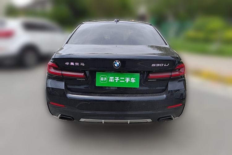 Used BMW 5 Series 2023 530Li Luxury Edition M Sport Package Exterior 4
