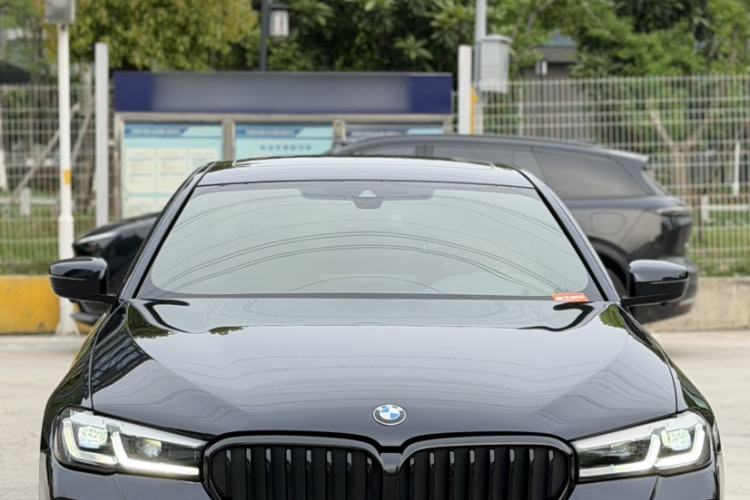 Used BMW 5 Series 2023 Restyled 530Li Leading Edition M Sport Package Exterior 4