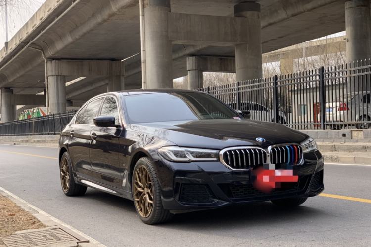 Used BMW 5 Series 2023 530Li Luxury Edition M Sport Package Exterior 4