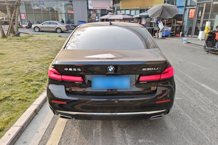 Used BMW 5 Series 2023 530Li Leading Edition Luxury Package Exterior 4