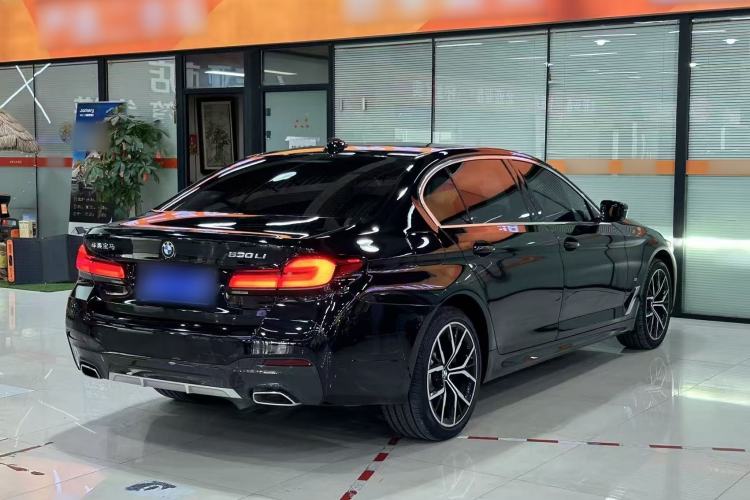 Used BMW 5 Series 2023 530Li Luxury Edition M Sport Package Exterior 5