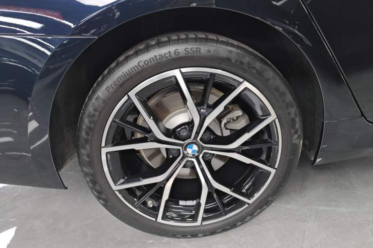 Used BMW 5 Series 2023 530Li Luxury Edition M Sport Package Exterior 5