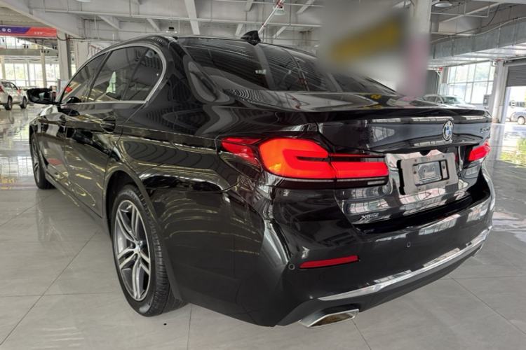 Used BMW 5 Series 2023 530Li xDrive Luxury Package Exterior 6