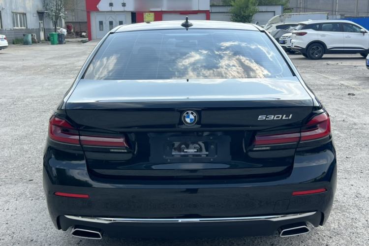 Used BMW 5 Series 2023 530Li Leading Edition Luxury Package Exterior 6