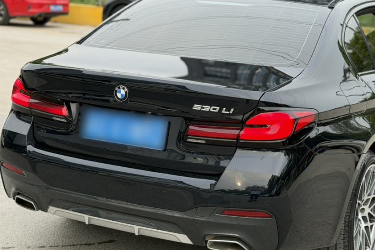 Used BMW 5 Series 2023 Restyled 530Li Leading Edition M Sport Package Exterior 6