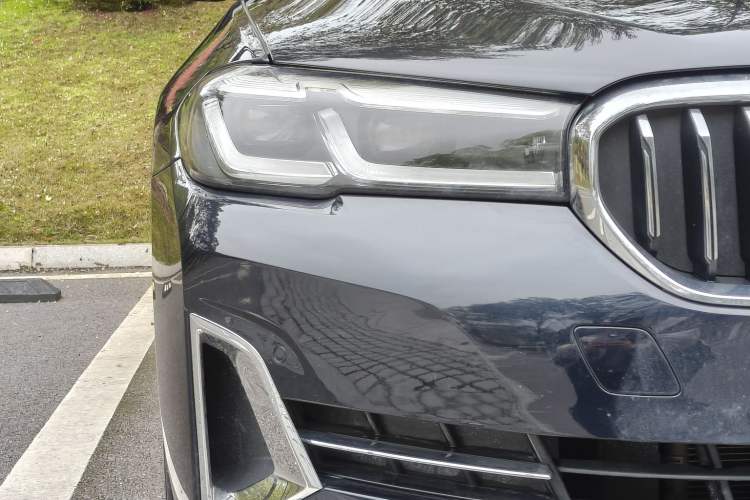 Used BMW 5 Series 2023 530Li Leading Edition Luxury Package Exterior 7