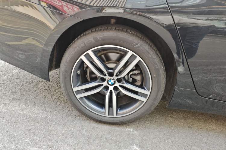 Used BMW 5 Series 2023 530Li Leading Edition Luxury Package Exterior 8