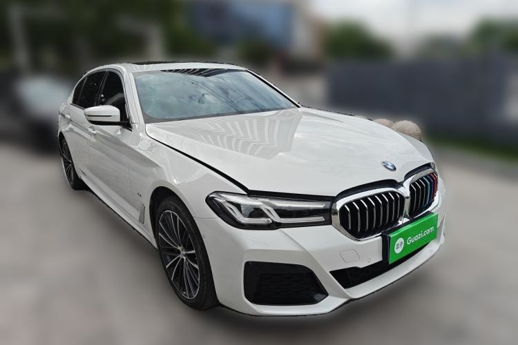 Used BMW 5 Series 2023 530Li Leading Model M Sport Package Front Right 45 Deg