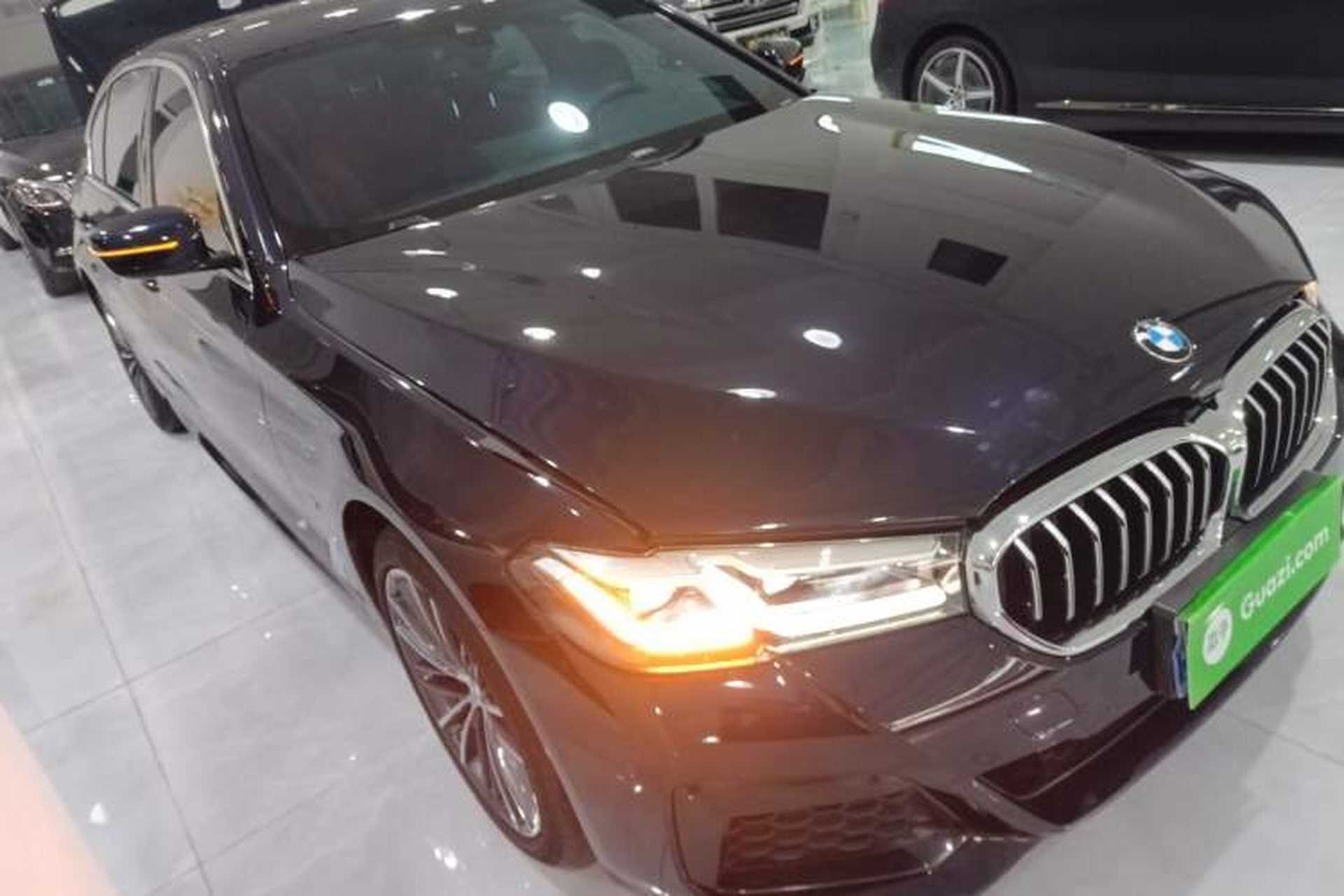 Used BMW 5 Series 2023 530Li Leading Model M Sport Package Front Right 45 Deg