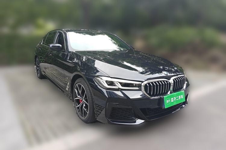 Used BMW 5 Series 2023 530Li Luxury Edition M Sport Package Front Right 45 Deg