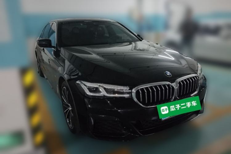 Used BMW 5 Series 2023 530Li Leading Model M Sport Package Front Right 45 Deg
