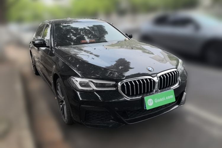 Used BMW 5 Series 2023 530Li Leading Model M Sport Package Front Right 45 Deg