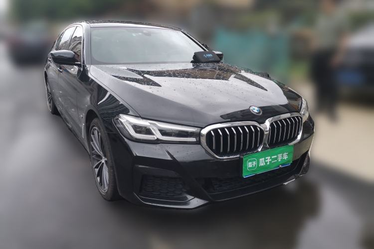 Used BMW 5 Series 2023 530Li Leading Model M Sport Package Front Right 45 Deg