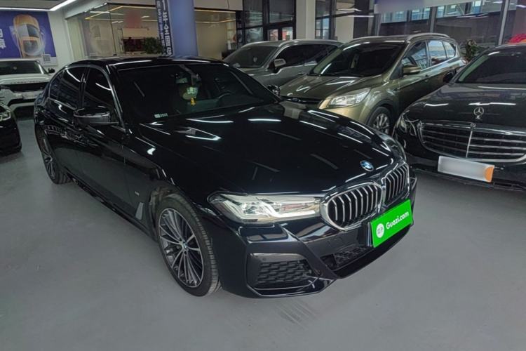 Used BMW 5 Series 2023 Restyled 530Li Leading Edition M Sport Package Front Right 45 Deg