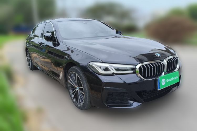Used BMW 5 Series 2023 Restyled 530Li Leading Edition M Sport Package Front Right 45 Deg