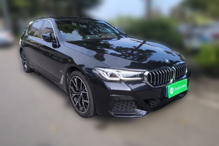 Used BMW 5 Series 2023 530Li Luxury Edition M Sport Package Front Right 45 Deg