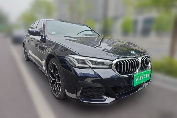 Used BMW 5 Series 2023 530Li Luxury Edition M Sport Package Front Right 45 Deg