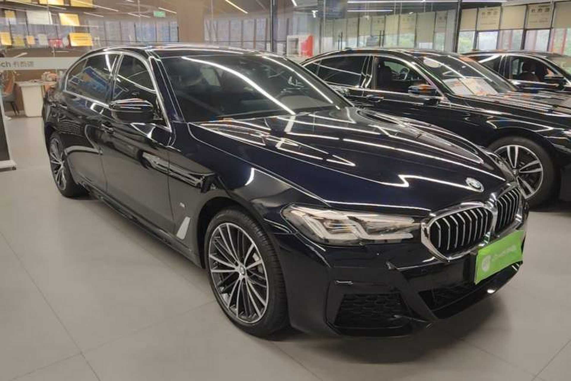 Used BMW 5 Series 2023 530Li Leading Model M Sport Package Front Right 45 Deg