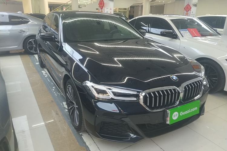 Used BMW 5 Series 2023 530Li Leading Model M Sport Package Front Right 45 Deg