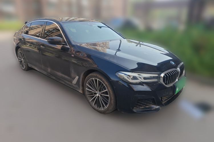 Used BMW 5 Series 2023 530Li Leading Model M Sport Package Front Right 45 Deg