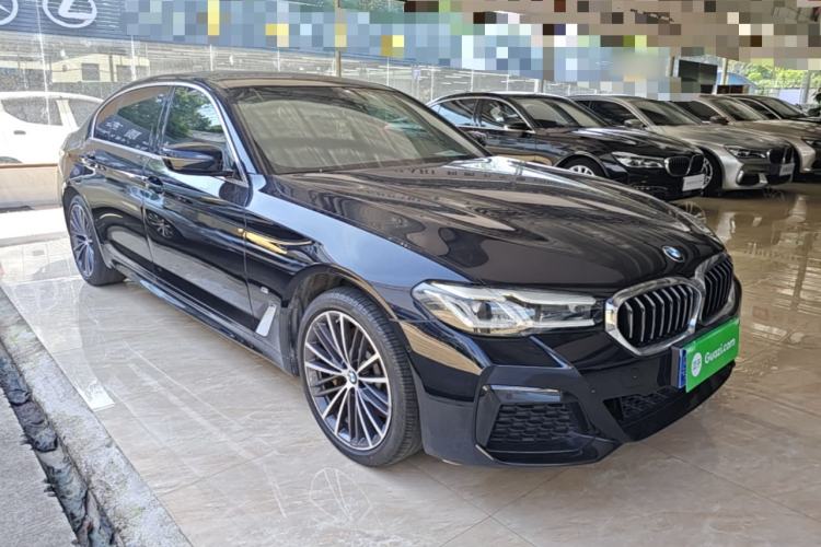 Used BMW 5 Series 2023 530Li Leading Model M Sport Package Front Right 45 Deg