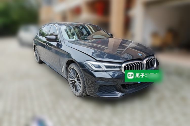 Used BMW 5 Series 2023 530Li Leading Model M Sport Package Front Right 45 Deg