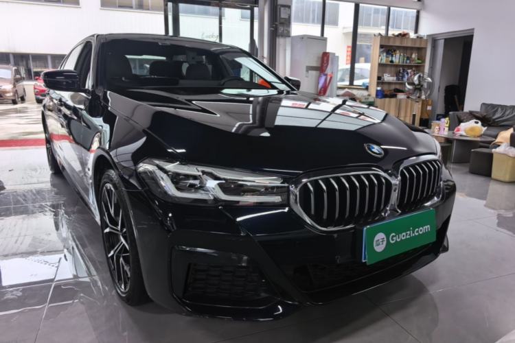 Used BMW 5 Series 2023 530Li Luxury Edition M Sport Package Front Right 45 Deg