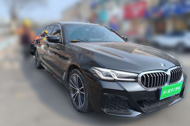 Used BMW 5 Series 2023 530Li Leading Model M Sport Package Front Right 45 Deg