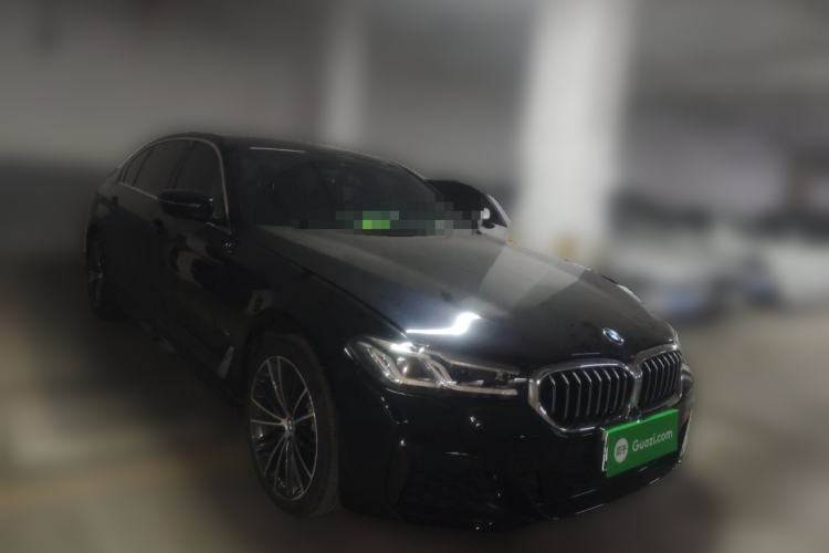 Used BMW 5 Series 2023 530Li Leading Model M Sport Package Front Right 45 Deg