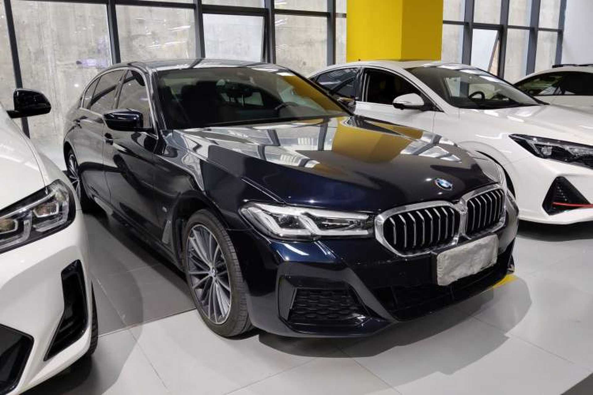 Used BMW 5 Series 2023 530Li Leading Model M Sport Package Front Right 45 Deg